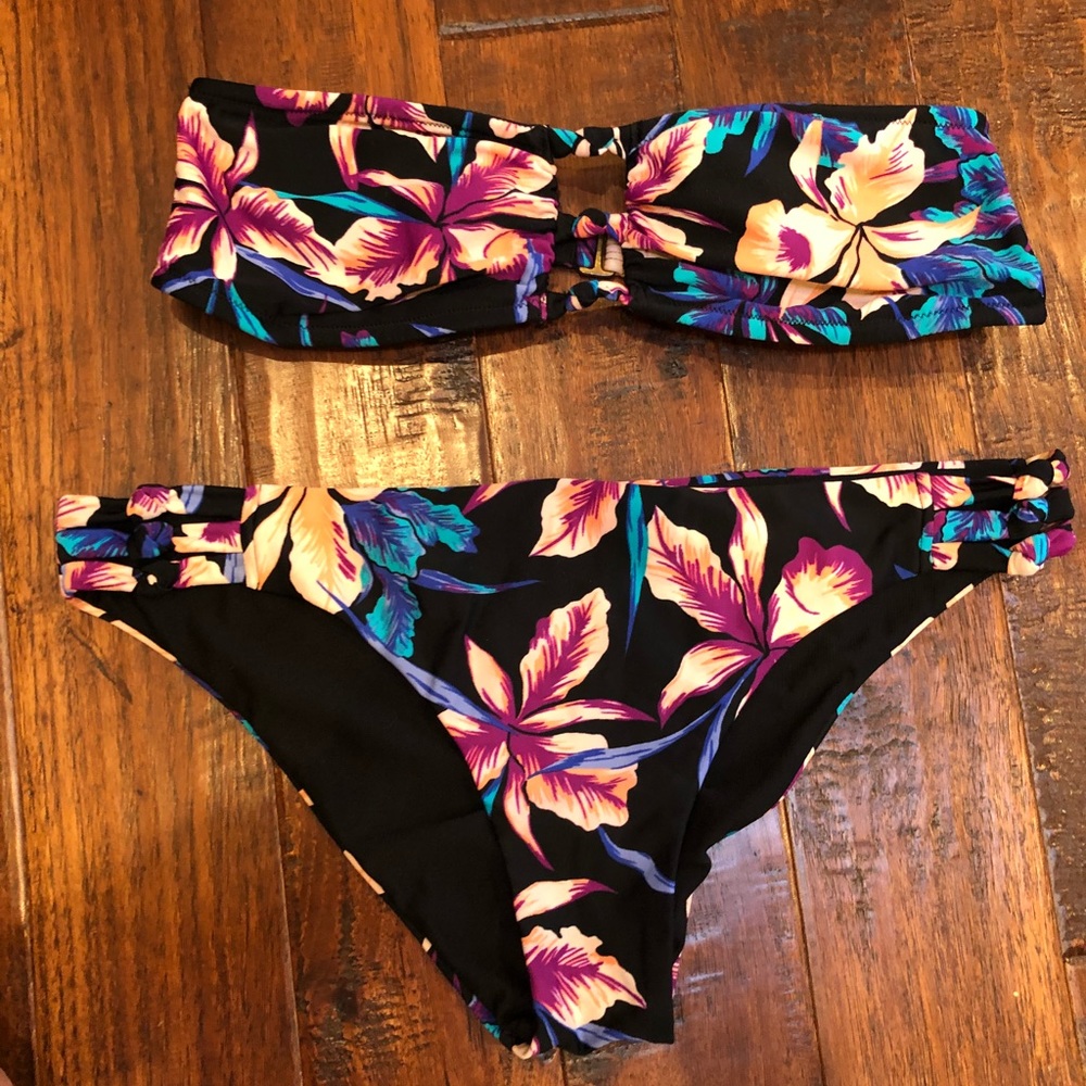 roxy bikini